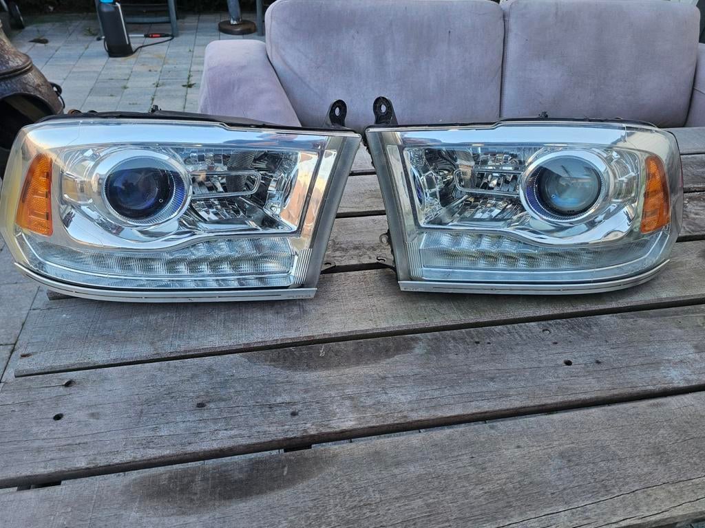 Dodge ram 1500 longhorn orginele koplampen, Auto-onderdelen, Verlichting, Ophalen, Dodge