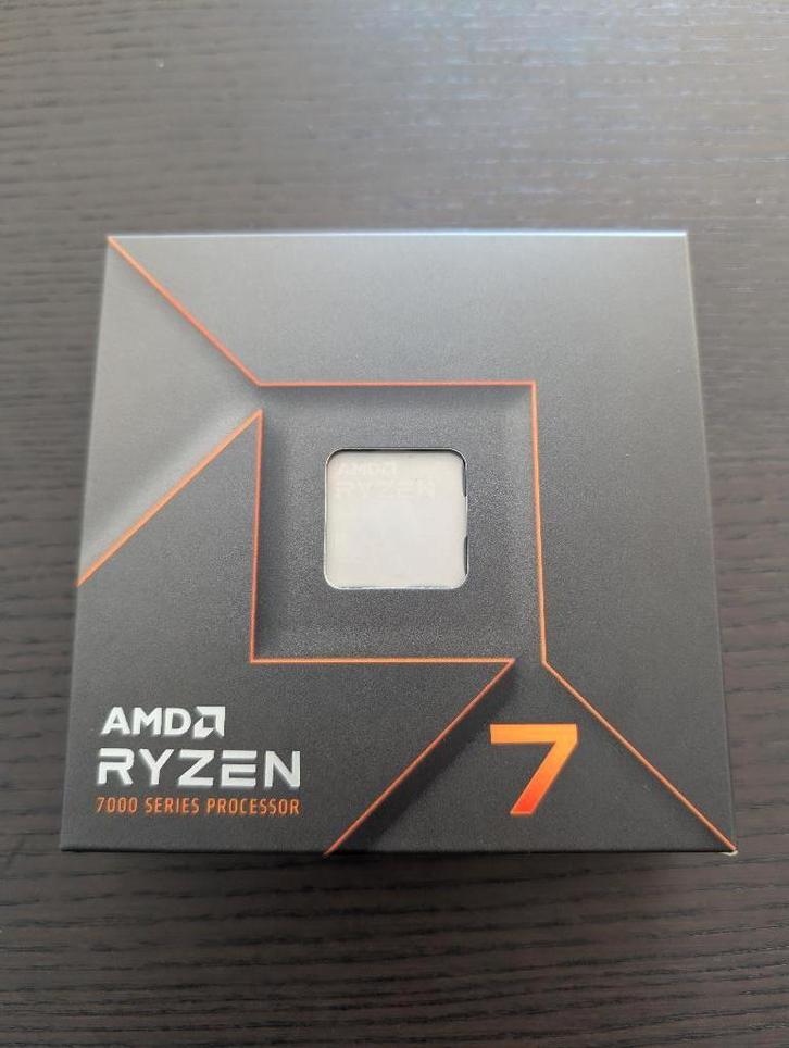 CPU AMD Ryzen R7 7700x 8 core, Computers en Software, Processors, Zo goed als nieuw, 8-core, 4 Ghz of meer, Ophalen of Verzenden