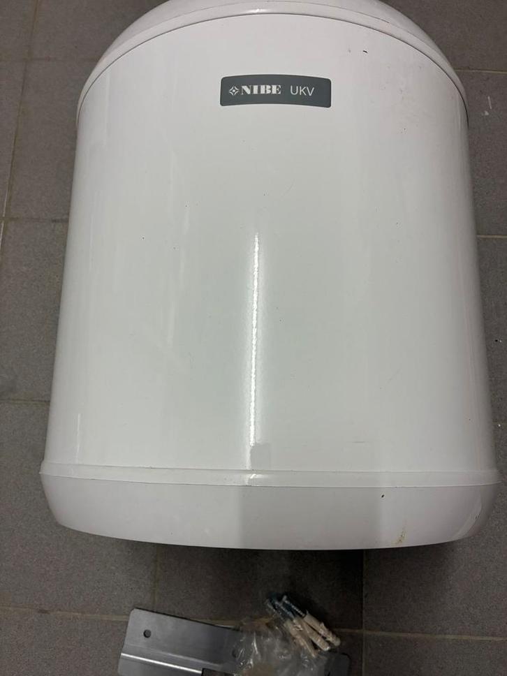 Nibe buffervat UKV 40, Doe-het-zelf en Verbouw, Geisers en Boilers, Gebruikt, Boiler, 20 tot 100 liter, Onbekend, Ophalen