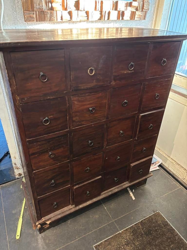 Apothekerskast met lades - hoek beschadigd, Ophalen