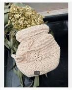 Gehaakt Brocante oud Tasje met bloemetjes mooi afgewerkt, Ophalen of Verzenden