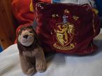 Knuffel leeuw en Harry Potter Gryffindor kussen, Verzamelen, Harry Potter, Ophalen of Verzenden, Zo goed als nieuw, Overige typen