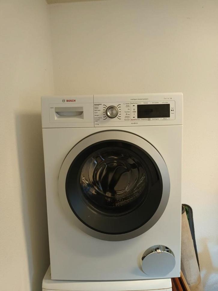Bosch Wasmachine 9kg met i-DOS, Witgoed en Apparatuur, Wasmachines, Gebruikt, Voorlader, 8 tot 10 kg, 85 tot 90 cm, 1200 tot 1600 toeren