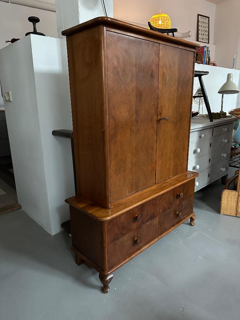 SALE: vintage kast Frankrijk, antieke buffetkast walnoothout, Huis en Inrichting, Kasten | Buffetkasten, Ophalen, Gebruikt, 100 tot 150 cm