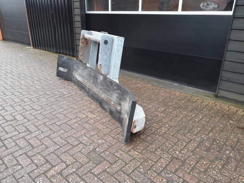 Manitou Voerschuif modderschuif sneeuwschuif KEMP (bj 2019), Zakelijke goederen, Verreiker