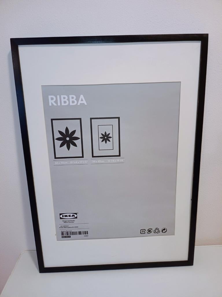 3 Ikea Ribba fotolijsten 70x50x3 cm met passe partout., Ophalen