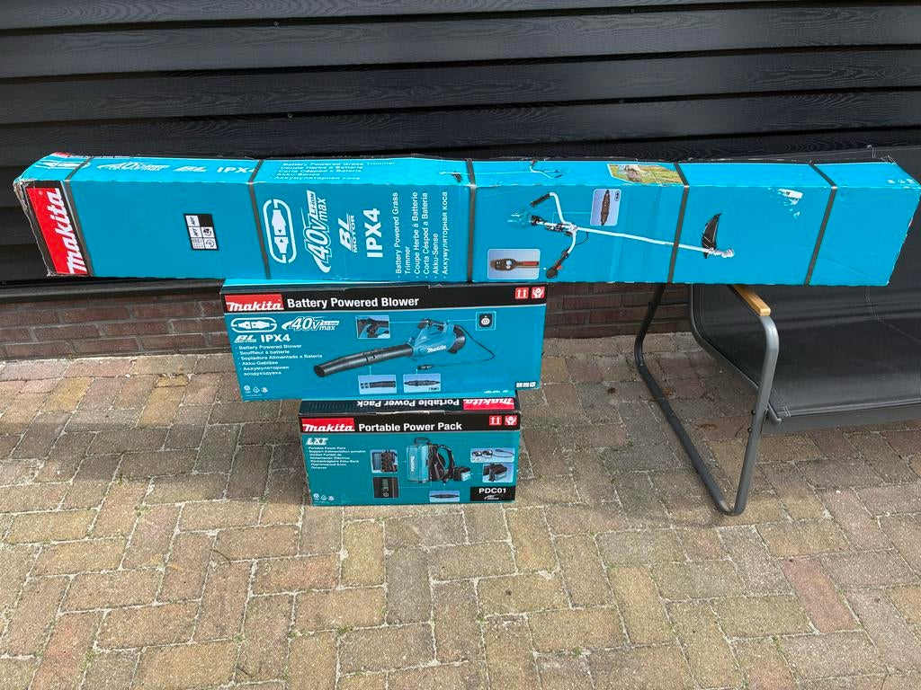 Makita bosmaaier en bladblazer met accu power pack, Ophalen, Nieuw, Accu, Handgedragen