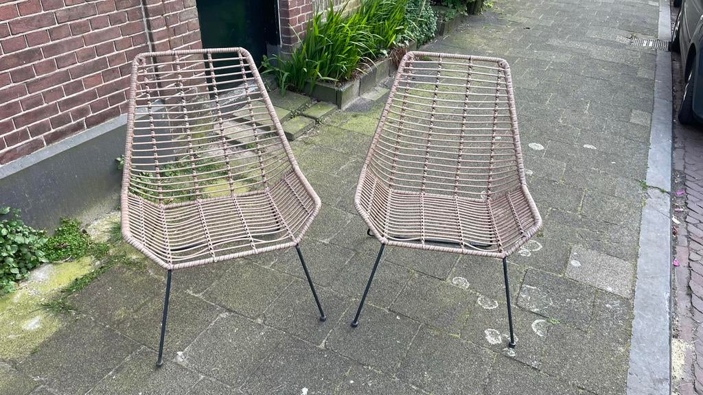Twee rieten tuinstoelen, Ophalen, Gebruikt, Rotan