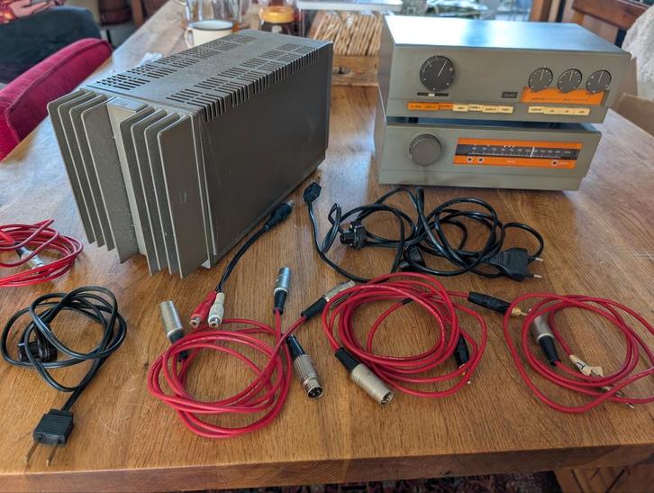Quad 303, Quad 33 en Quad FM 3 Tuner, Audio, Tv en Foto, Versterkers en Receivers, Minder dan 60 watt, Overige merken, Ophalen of Verzenden