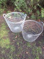 Zinken draadmanden groot en klein, Ophalen