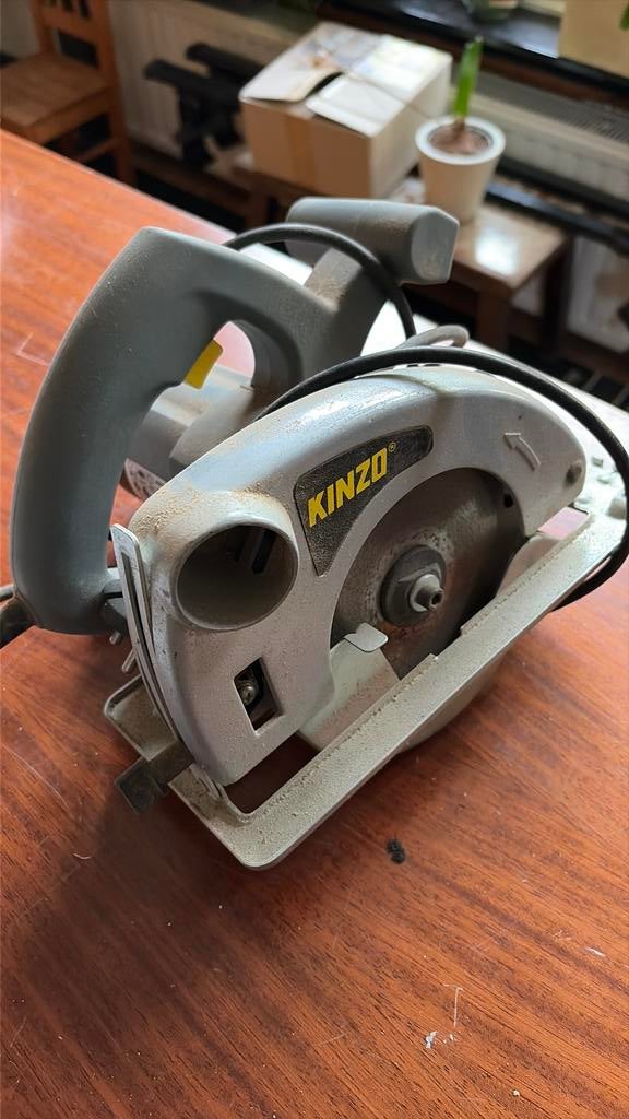 Zaagmachine van Kinzo, Ophalen of Verzenden, Zo goed als nieuw, 30 tot 70 mm, Figuurzaag