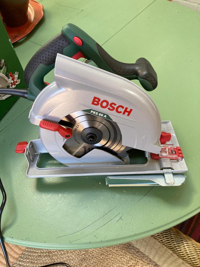 Zaagmachine  cirkelzaag Bosch, Cirkelzaag, Ophalen of Verzenden, Zo goed als nieuw, 30 tot 70 mm