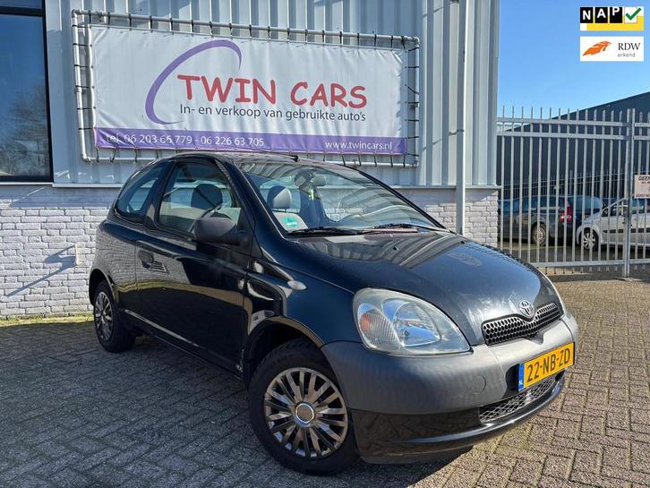 Toyota Yaris 1.0-16V VVT-i YORIN, Auto's, Toyota, Te koop, Yaris, Boordcomputer, Metallic lak, Radio, Startonderbreker, Benzine