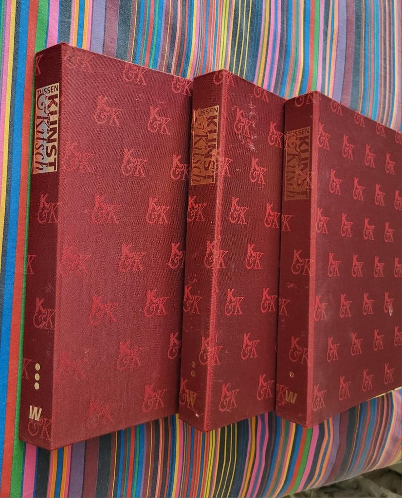 Tussen Kunst & Kitsch verzamelbanden (3 stuks), Ophalen of Verzenden