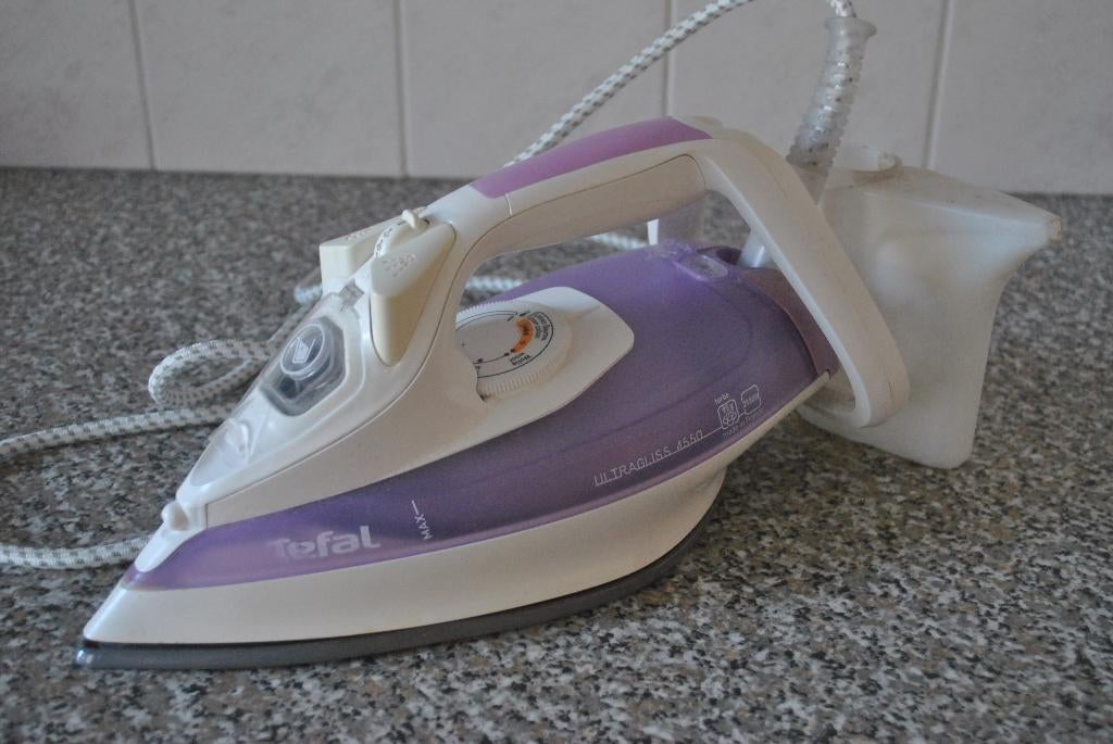 Strijkijzer, Tefal Ultragliss, Ophalen of Verzenden, Gebruikt, Strijkijzer met snoer