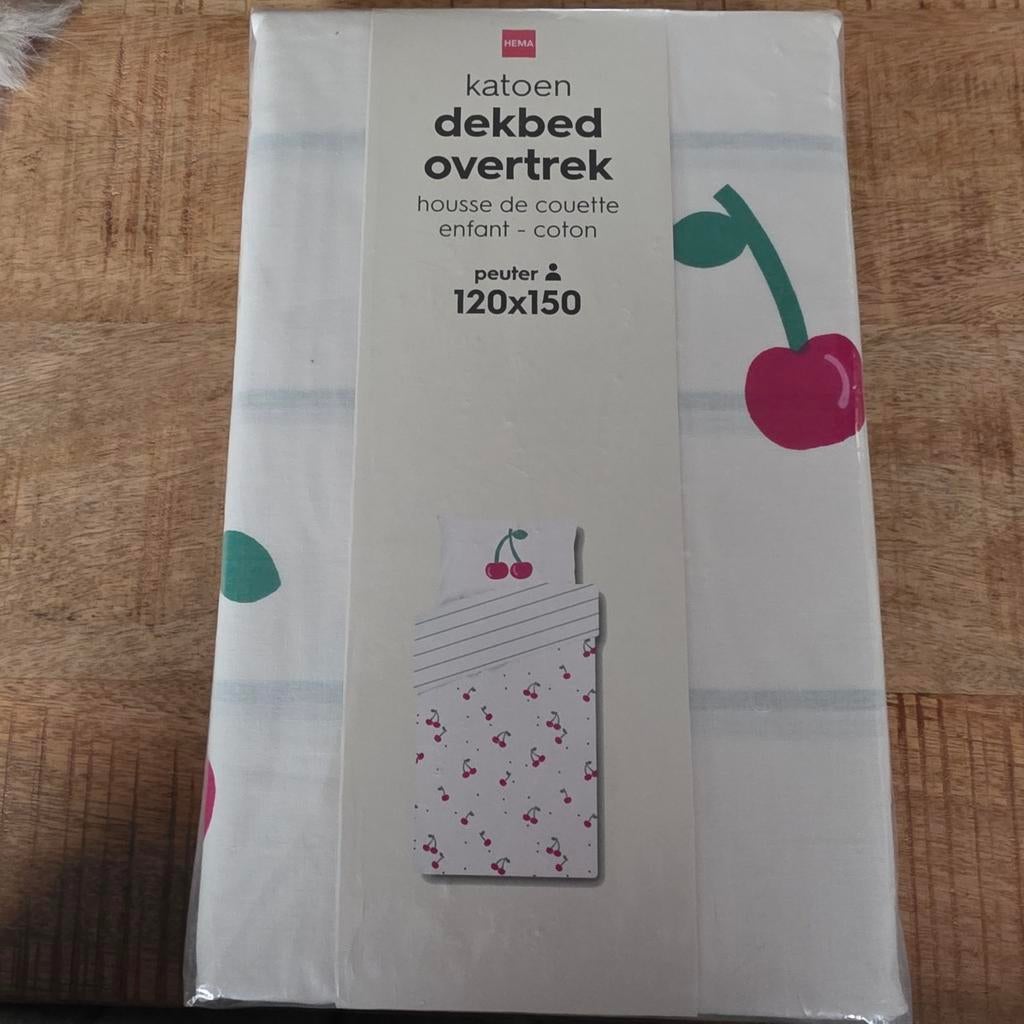 HEMA Katoenen Dekbedovertrek Peuter Kersen 120x150, Huis en Inrichting, Slaapkamer | Beddengoed, Ophalen of Verzenden