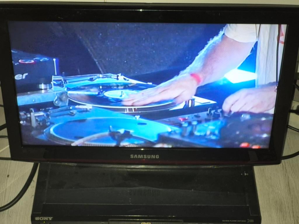 Samsung LCD Tv 22 Inch, Audio, Tv en Foto, Televisies, Ophalen, Gebruikt, 50 Hz, LCD