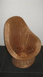Rotan kinderstoeltje, Kinderen en Baby's, Kinderkamer | Tafels en Stoelen, Ophalen of Verzenden, Zo goed als nieuw, Stoel(en)