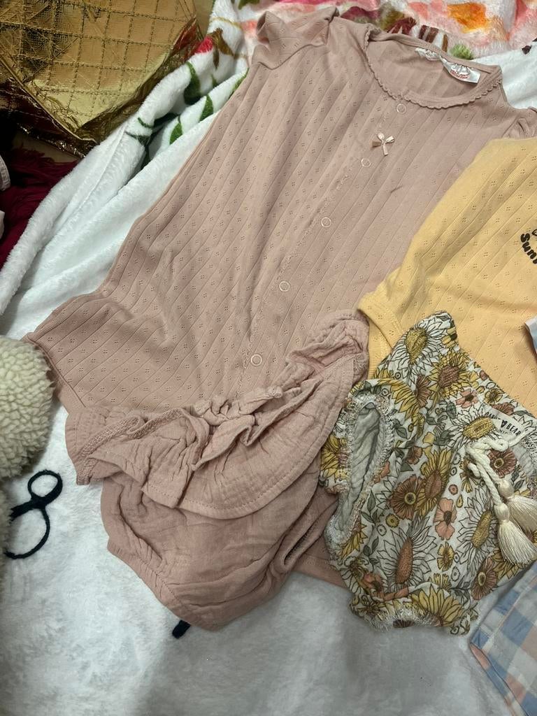 Babymeisje kleding maat 74 en 80, Ophalen, Zo goed als nieuw