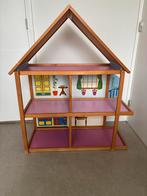 Houten poppenhuis, Ophalen, Zo goed als nieuw, Poppenhuis