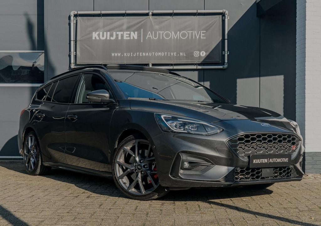 Ford Focus Wagon 2.3 EcoBoost ST-3 PERFORMANCE / Virtual / F, Auto's, Gebruikt, 4 cilinders, 2300 cc, Handgeschakeld