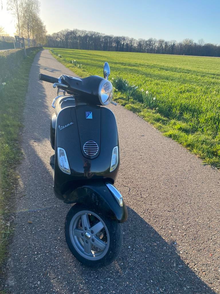 Vespa LX 50 2 takt, Fietsen en Brommers, Brommeronderdelen | Scooters, Ophalen of Verzenden, Gebruikt, Vespa