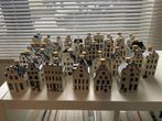 Unieke set van 34 KLM Delfts Blauwe Huisjes – Verzamelobject, Ophalen, Zo goed als nieuw, 21 t/m 40, Gevuld