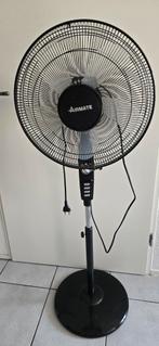 Airmate ventilator zo goed als nieuw, Ophalen, Zo goed als nieuw, Statiefventilator