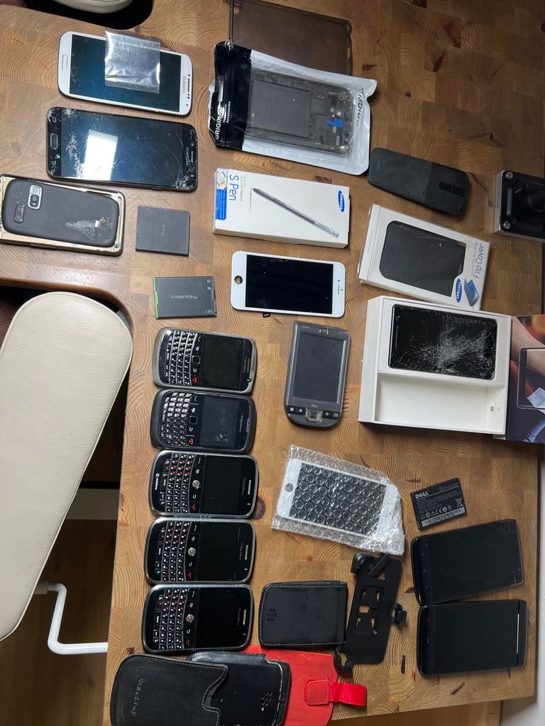 Partij kapotte telefoons: Blackberry, Samsung, Dell, Nokia, Overige modellen, Ophalen of Verzenden, Minder dan 3 megapixel, Zonder simlock