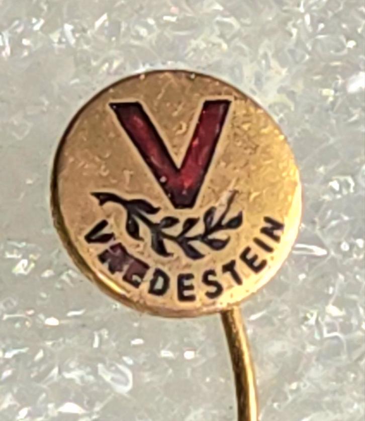 Vintage Emaille Speldje Vredestein Banden, Verzamelen, Speldjes, Pins en Buttons, Gebruikt, Speldje of Pin, Merk, Ophalen of Verzenden