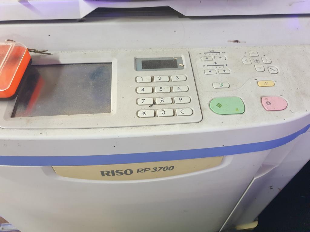 Riso Printer RP3700 met 8 Kleuren Drums en donorprinter, Ophalen, Gebruikt, Kleur printen, Printer