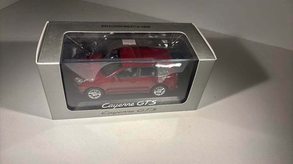 Porsche cayenne gts minichamps 1.43, Auto, Ophalen of Verzenden, MiniChamps, A