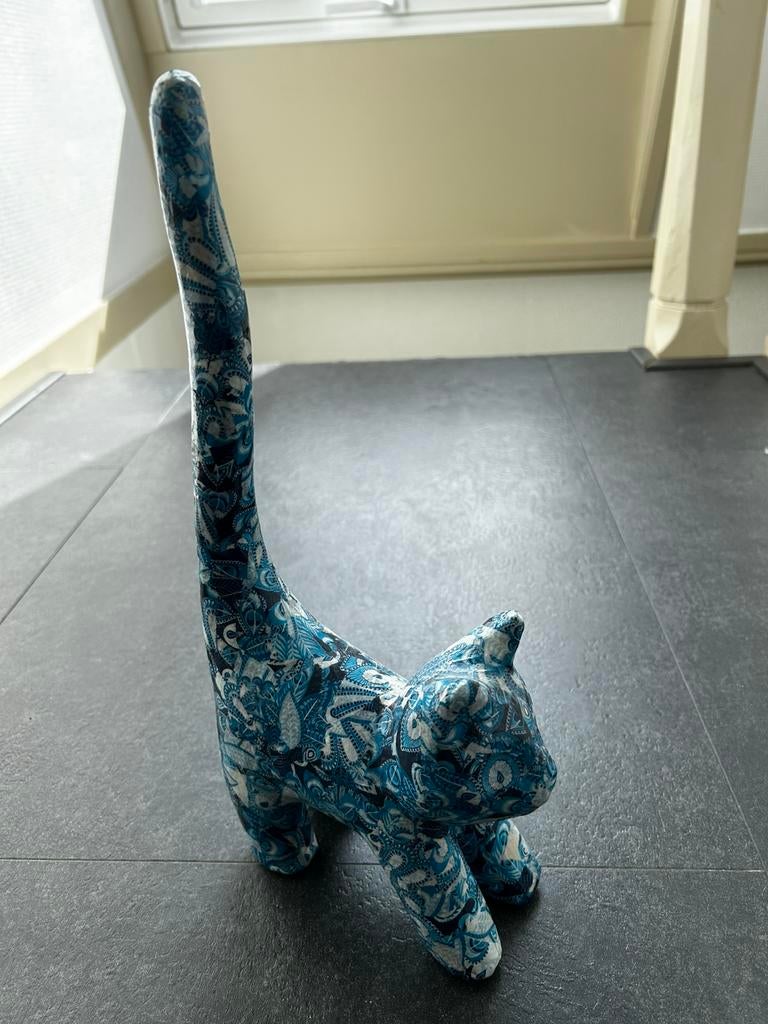 Papier-maché kat poes met print blauw, Blauw, Overige stijlen, Ophalen of Verzenden, Zo goed als nieuw
