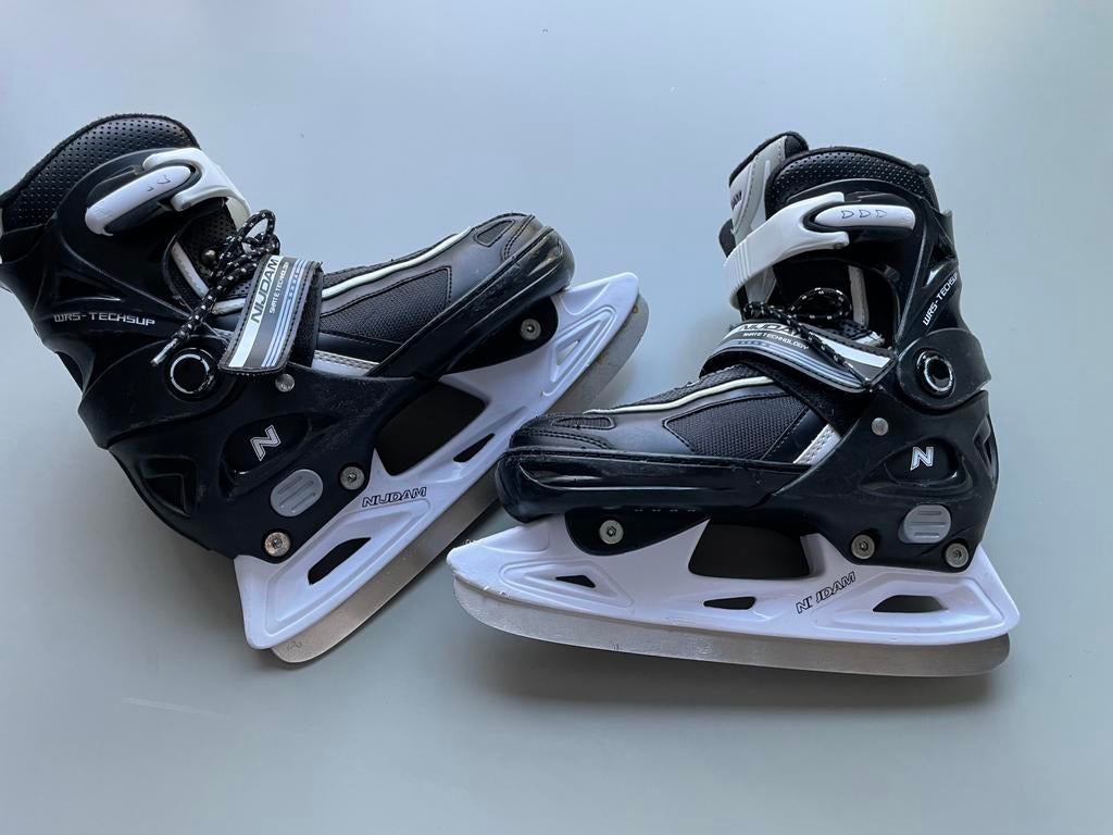VERSTELBARE IJSHOCKEYSCHAATSEN (33-36) VOOR KIDS, Sport en Fitness, Schaatsen, Ophalen of Verzenden, Gebruikt, IJshockeyschaatsen