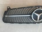A1768881760  frontgrill Mercedes A W176, Ophalen, Gebruikt, Voor, Mercedes-Benz