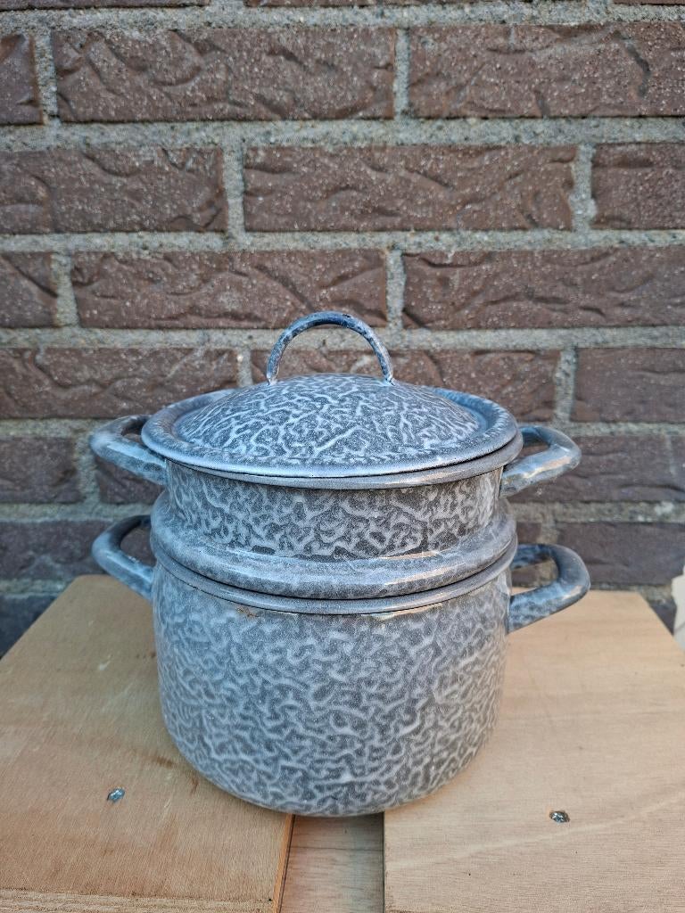 Grijs gewolkte pannen, Ophalen of Verzenden