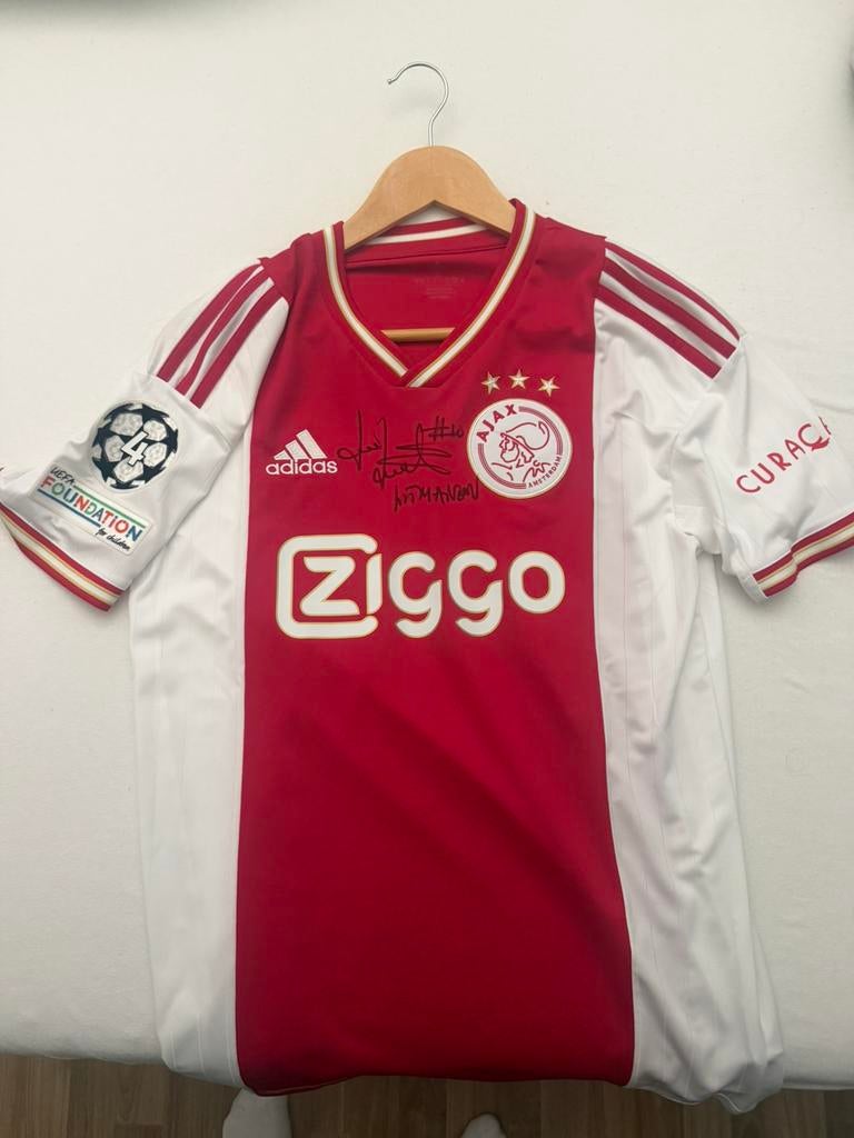 Gesigneerd jari litmanen shirt met fotobewijs, Sport en Fitness, Voetbal, Maat M, Ophalen of Verzenden, Nieuw, Shirt