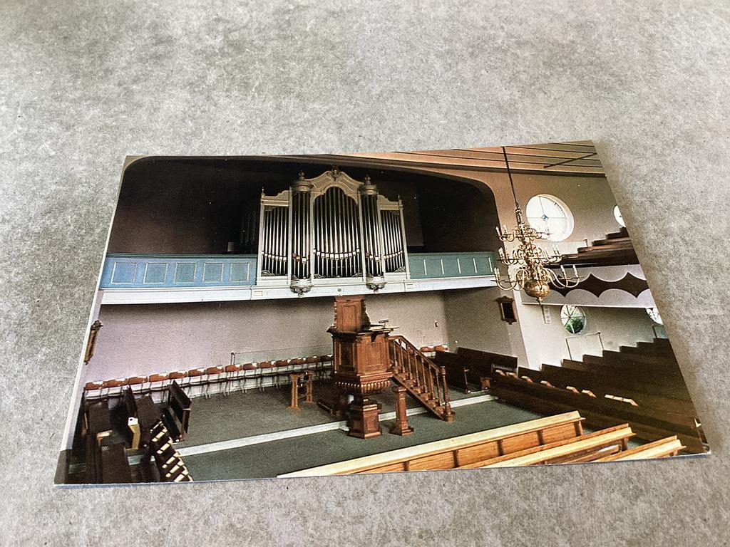 Hardinxveld-Giessendam.   Interieur Ned. Herv. Kerk, Ophalen of Verzenden