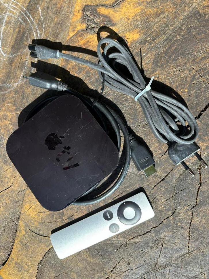 Apple TV (A1427) met HDMI kabel en afstandsbediening, Ophalen of Verzenden, Gebruikt, HDMI, Zonder harde schijf