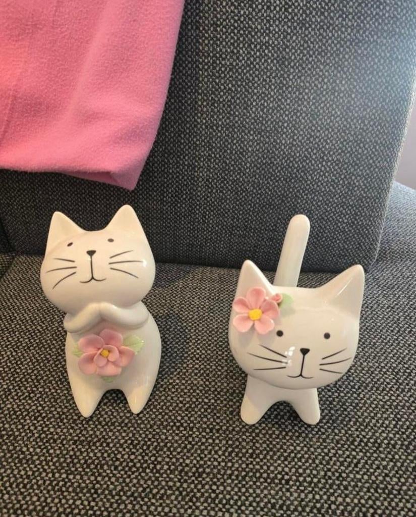 2 kattenbeeldjes, Ophalen, Kunststof, Wandkapstok, Minder dan 100 cm