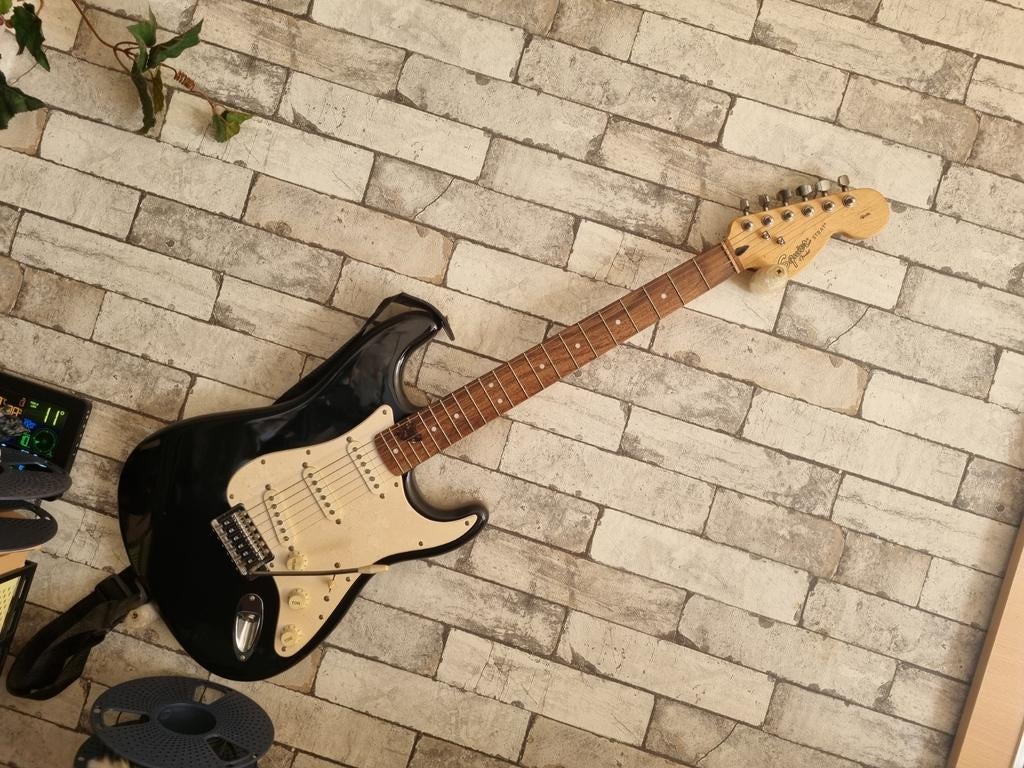 Squier Fender, Ophalen, Fender, Met versterker, Zo goed als nieuw
