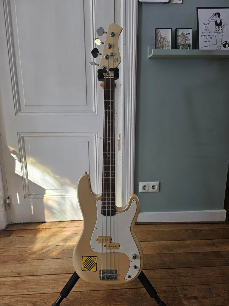 Hondo Precision Bass, Muziek en Instrumenten, Ophalen of Verzenden, Gebruikt
