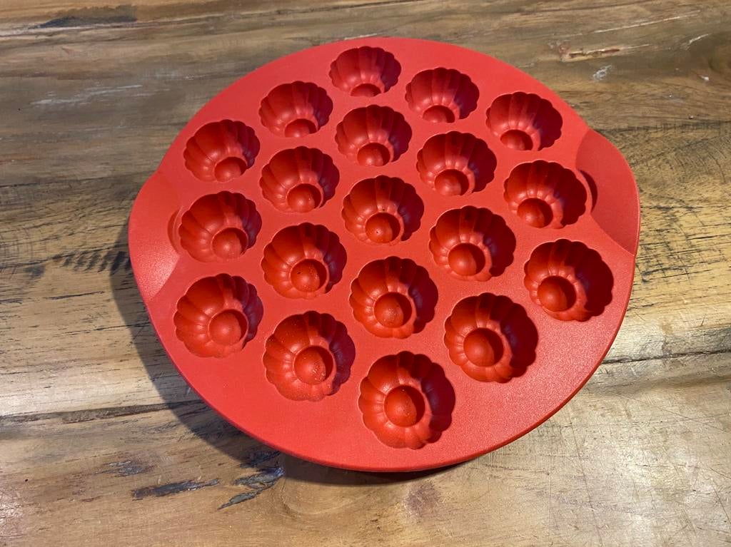 Tupperware bakvorm, Ophalen of Verzenden, Rood, Overige typen