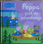 Peppa Pig - Peppa gaat op schoolreisje, Ophalen of Verzenden, Zo goed als nieuw, Fictie algemeen