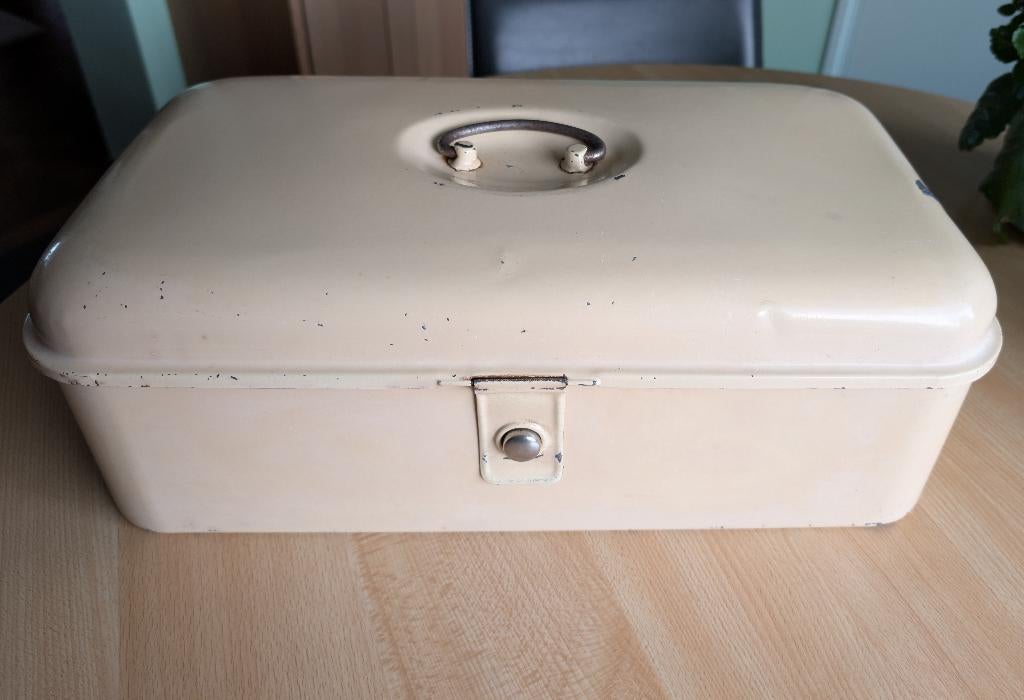 Broodtrommel Vintage – retro jaren '50 of '60 jaren stijl, Beige, Gebruikt, Ophalen of Verzenden, Metaal