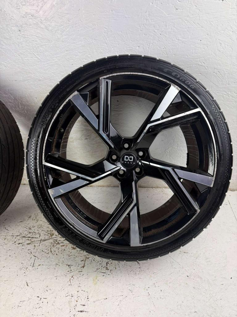 Volvo XC60 XC90 Jaguar E-Pace I-Pace velgen 22" 5x108 zomer, Auto-onderdelen, Banden en Velgen, Niet ingevuld, Gebruikt, 265 mm