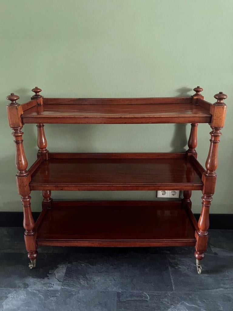 Engelse antieke mahonie etagère / wandtafel, Ophalen