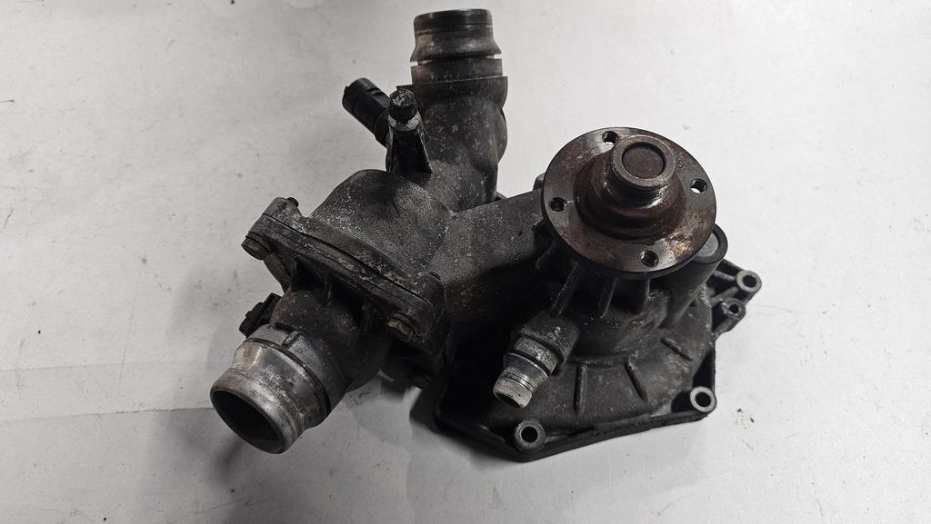 Waterpomp benzine origineel BMW 5 / 7  / X5  serie E39 E38 E, Gebruikt, -, Ophalen of Verzenden, -