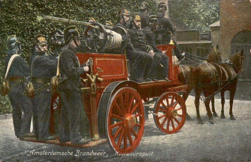 Amsterdam - Brandweer Koolzuurspuit, Verzamelen, Ansichtkaarten | Nederland, Ongelopen, Noord-Holland, Voor 1920, Ophalen of Verzenden