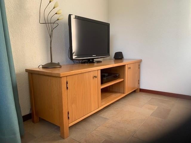 televisie kast, Ophalen, 150 tot 200 cm, Eikenhout, Zo goed als nieuw